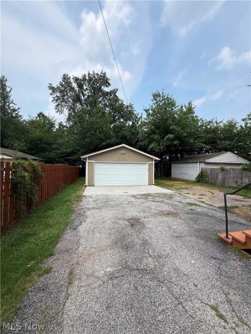 3537 Silsby Road University Heights OH 44118