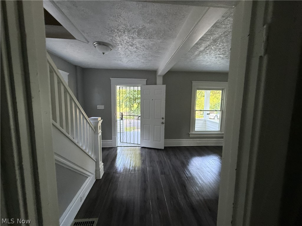 958 Haynes Akron OH 44307
