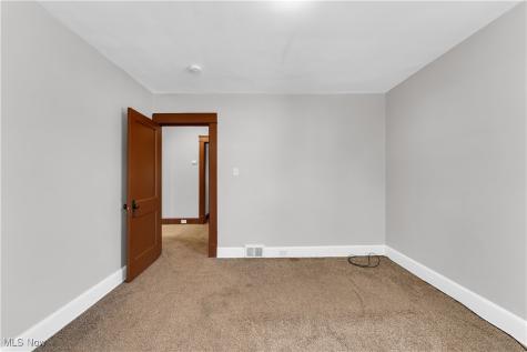 788 E 156th Street Cleveland OH 44110