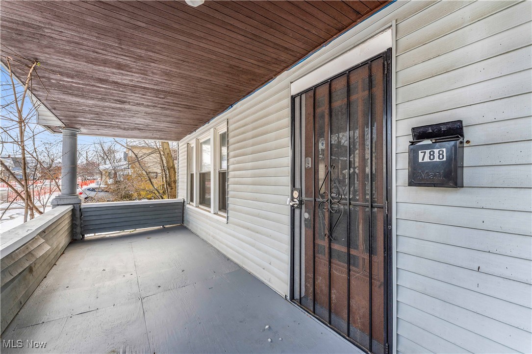 788 E 156th Street Cleveland OH 44110