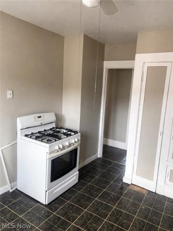4288 E 131st Street Cleveland OH 44105