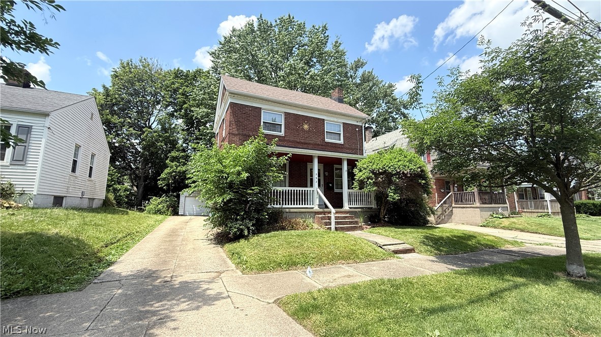 592 Lindell Street Akron OH 44305