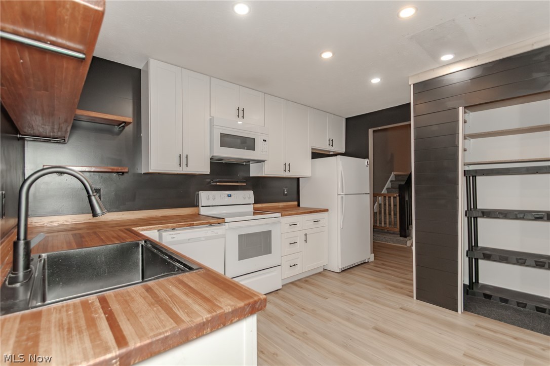 8806 Norwood Drive Mentor OH 44060