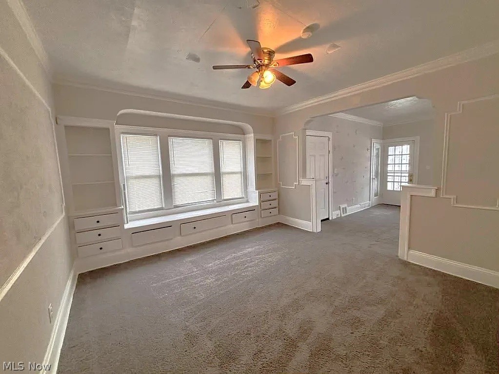 3677 E 153rd Street Cleveland OH 44120