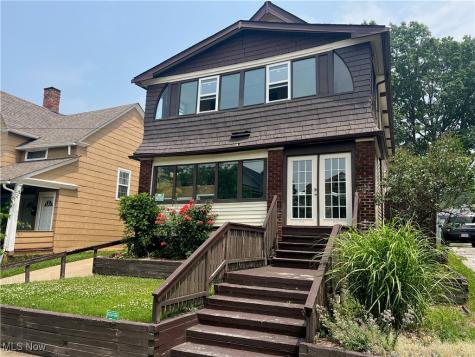 1511 Hopkins Avenue Lakewood OH 44107