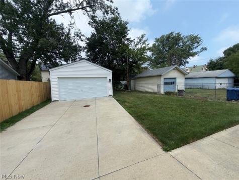 1308 Warren Road Lakewood OH 44107