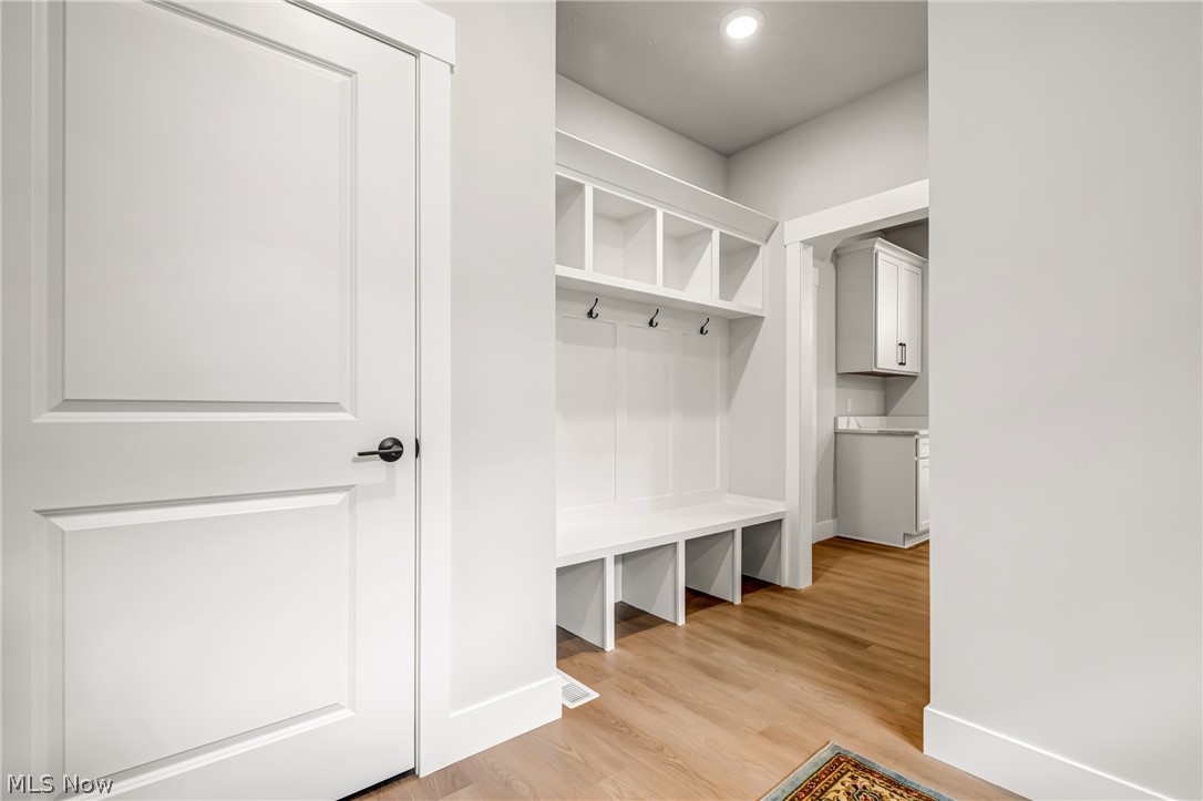 5081 Case Avenue Lyndhurst OH 44124