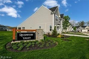 1838 Shank Drive Akron OH 44313