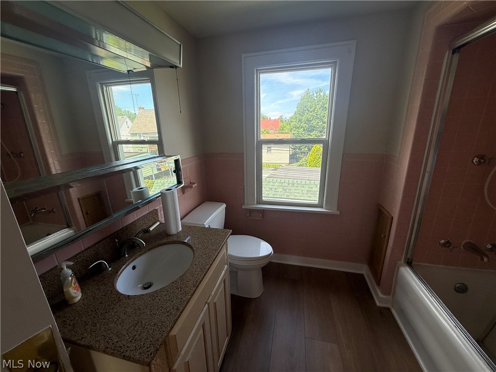 3012 Albion Road Cleveland OH 44120