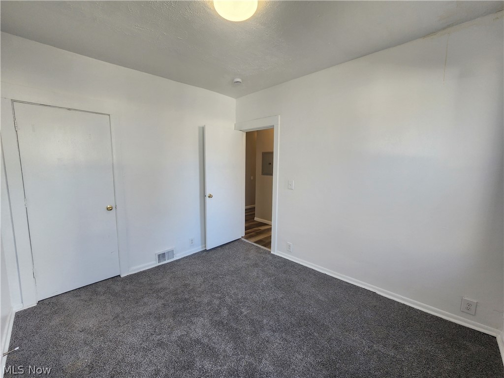 2063 W 104th Street Cleveland OH 44102