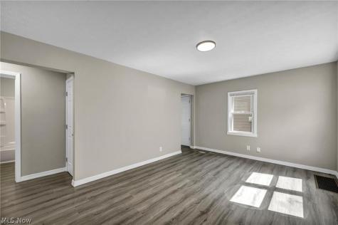 1291 Hardesty Boulevard Akron OH 44320