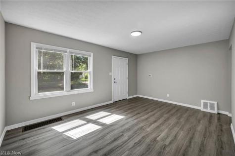 1291 Hardesty Boulevard Akron OH 44320