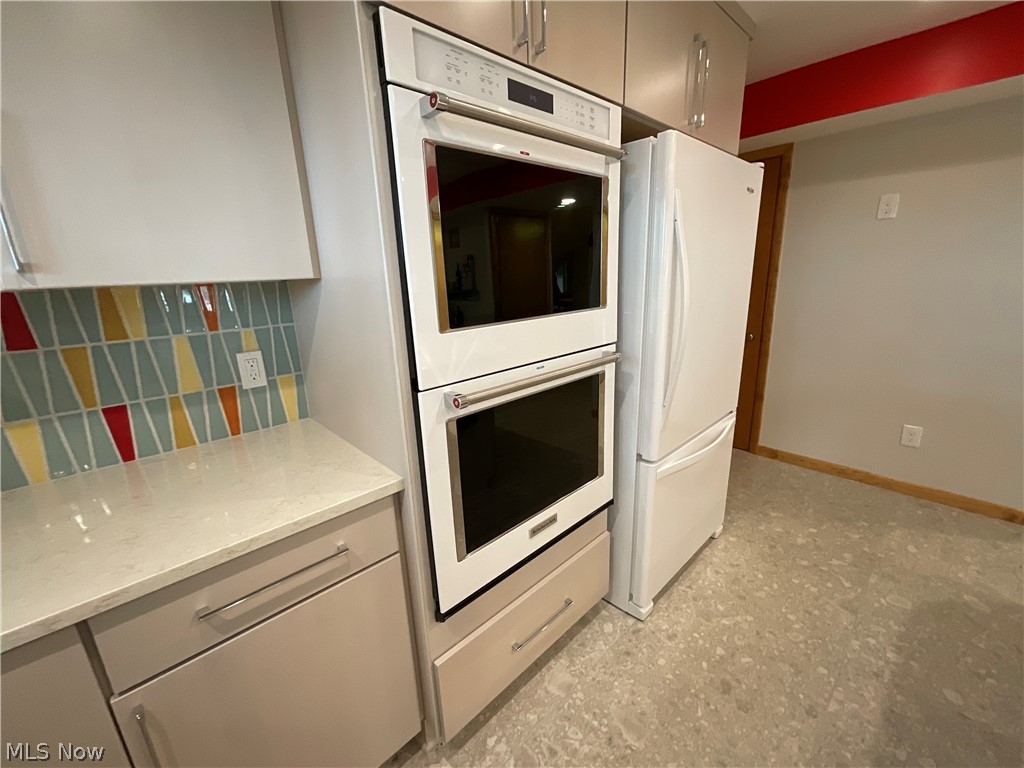 31 Minnewawa Drive Timberlake OH 44095