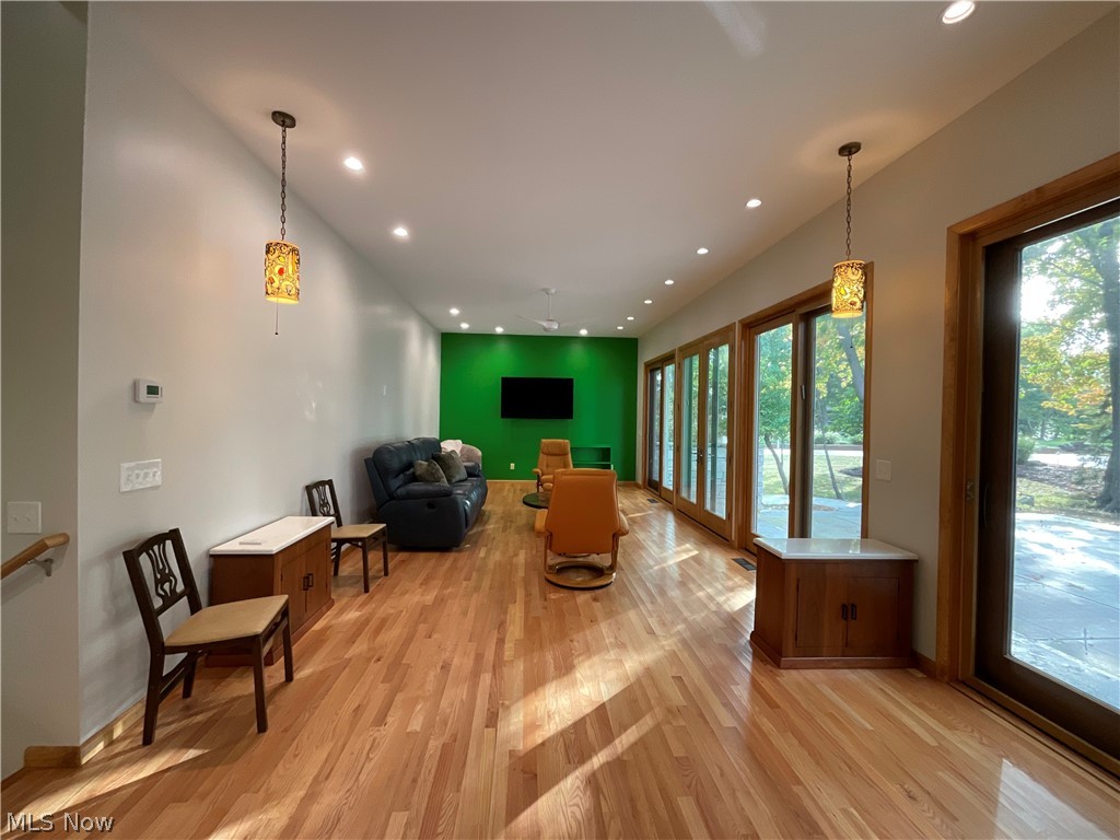 31 Minnewawa Drive Timberlake OH 44095