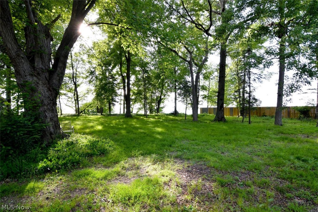 31 Minnewawa Drive Timberlake OH 44095