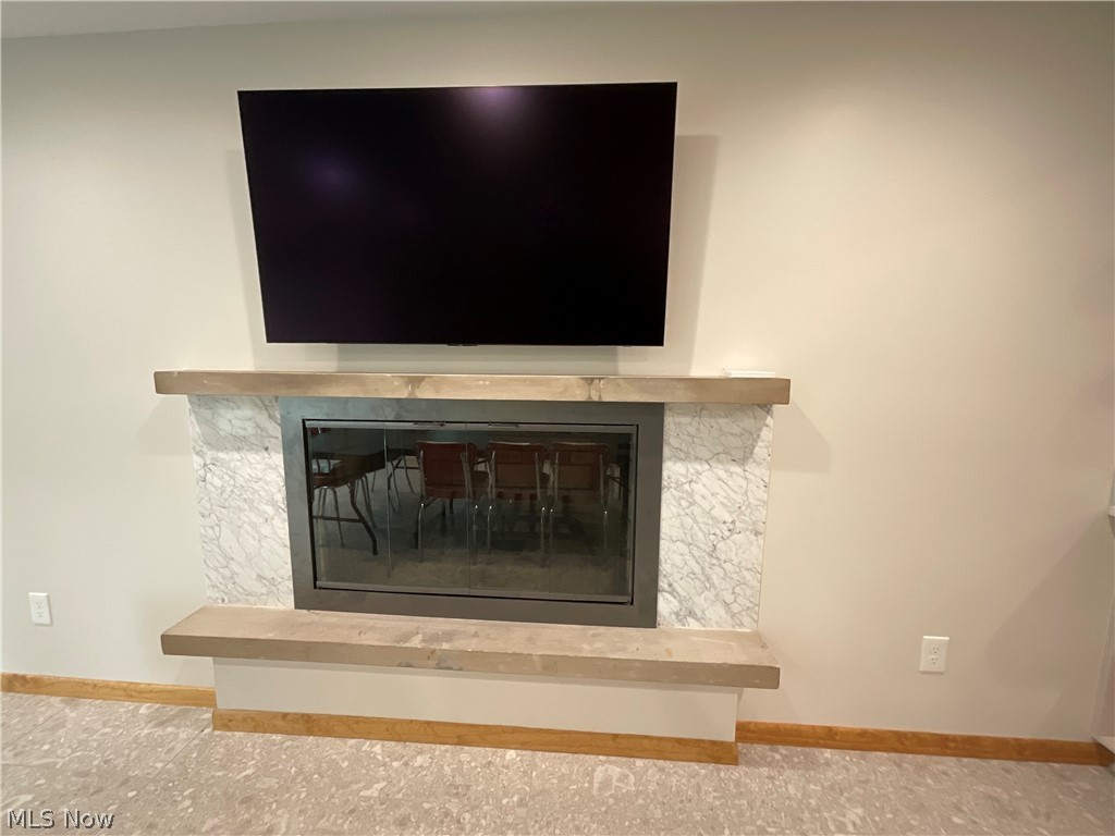 31 Minnewawa Drive Timberlake OH 44095
