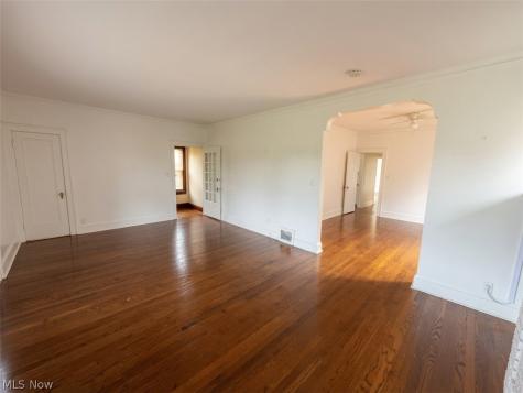 2287 Ogontz Avenue Lakewood OH 44107