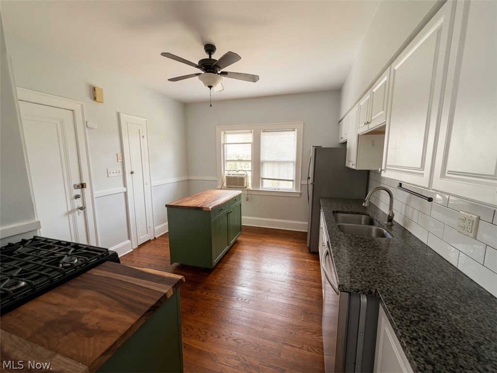 2287 Ogontz Avenue Lakewood OH 44107