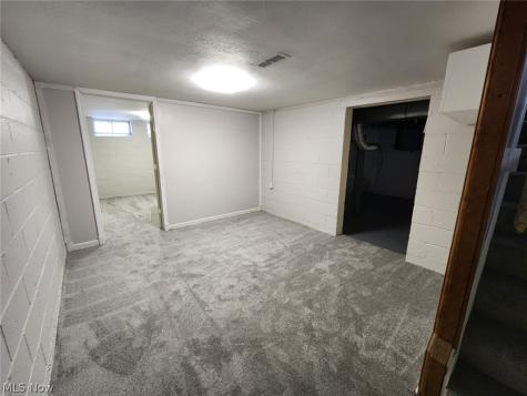 2413 Elmdale Road University Heights OH 44118