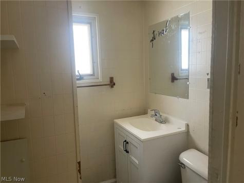 1365 East Avenue Akron OH 44307