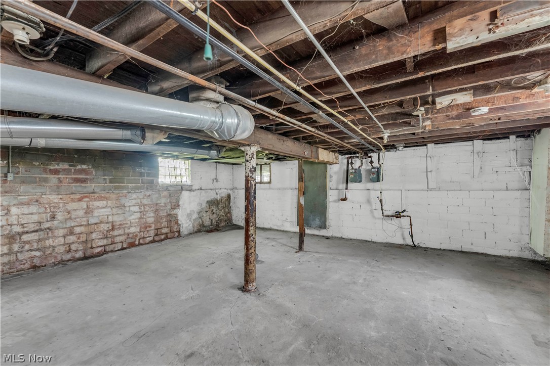 12322 Fairport Avenue Cleveland OH 44108