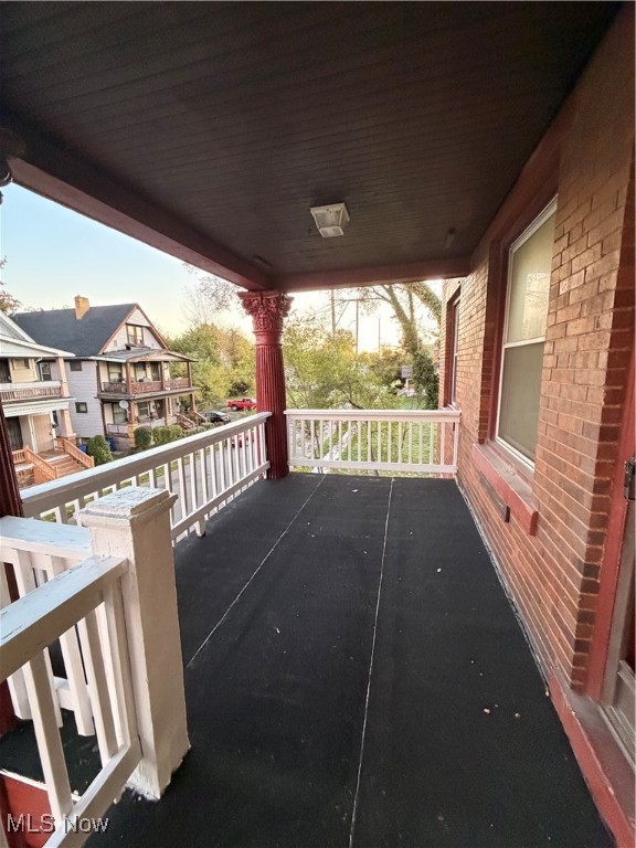 10512 Greenlawn Avenue Cleveland OH 44108