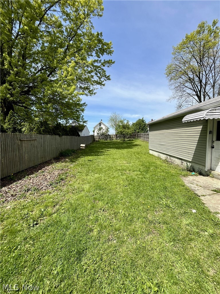 2110 12th Street SW Akron OH 44314