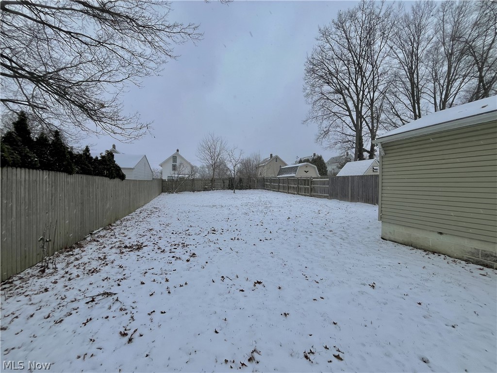 2110 12th Street SW Akron OH 44314