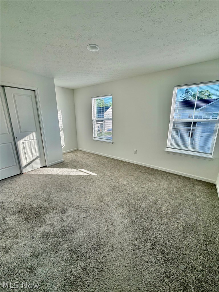 677 Crossings Lane Akron OH 44320