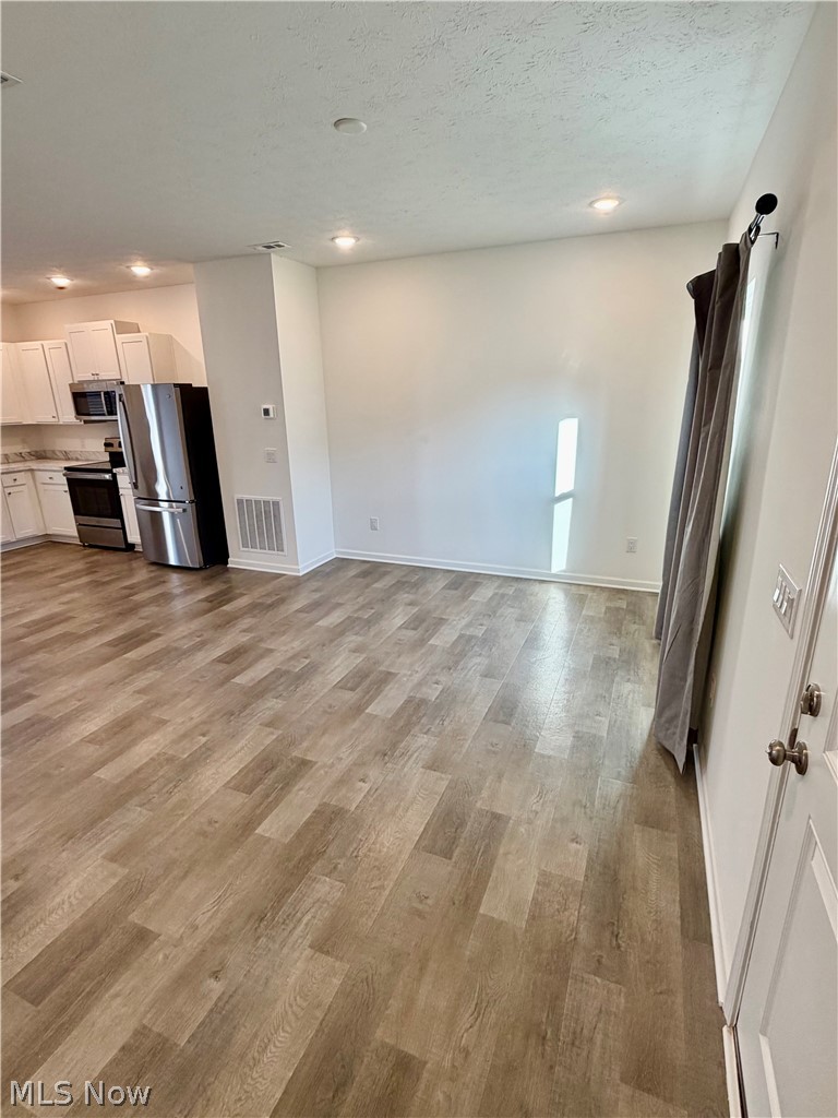 677 Crossings Lane Akron OH 44320
