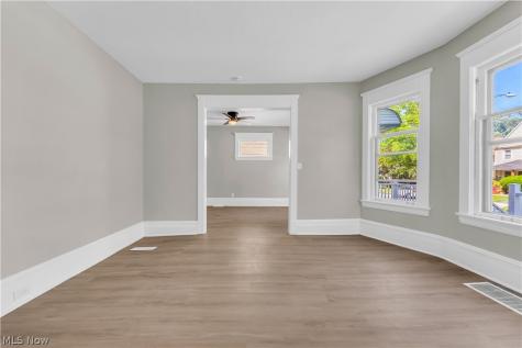 1344 E 112th Street Cleveland OH 44106