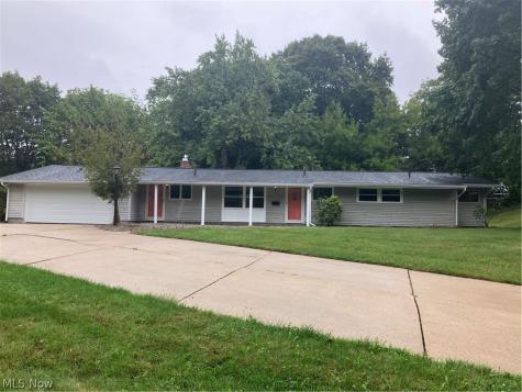 1201 Woodrow Street NW North Canton OH 44720