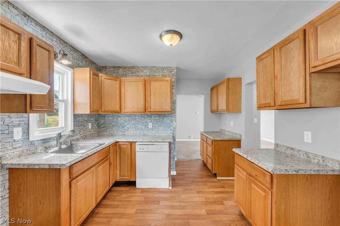 5606 Theota Avenue Parma OH 44129