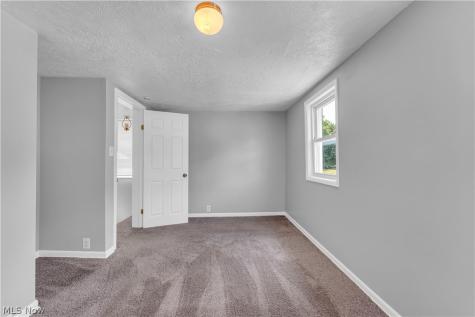 5606 Theota Avenue Parma OH 44129