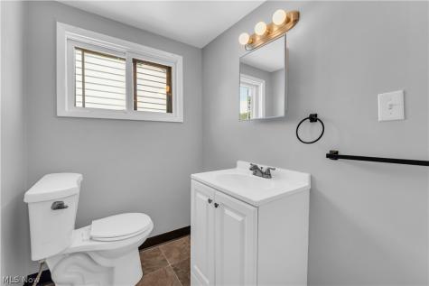 5606 Theota Avenue Parma OH 44129