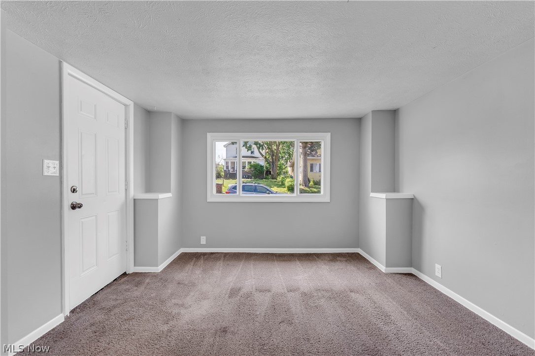 5606 Theota Avenue Parma OH 44129