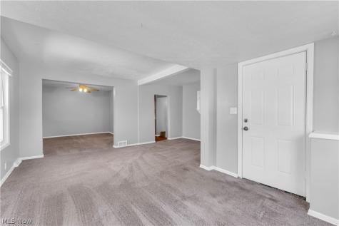 5606 Theota Avenue Parma OH 44129