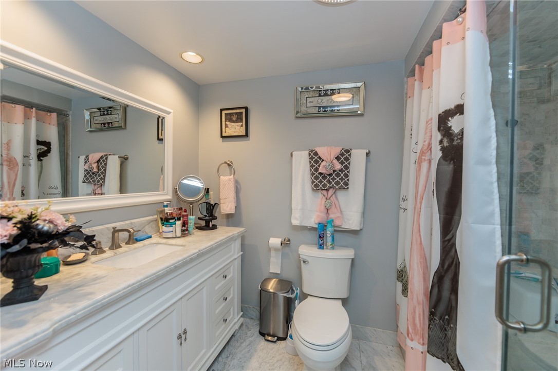 30 Cableknoll Lane Moreland Hills OH 44022
