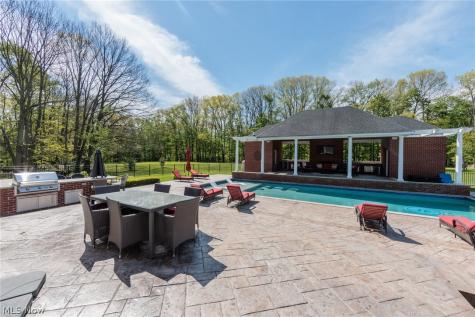 30 Cableknoll Lane Moreland Hills OH 44022