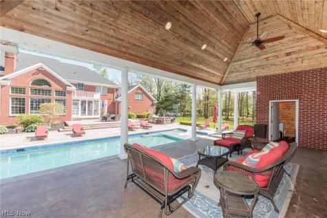 30 Cableknoll Lane Moreland Hills OH 44022