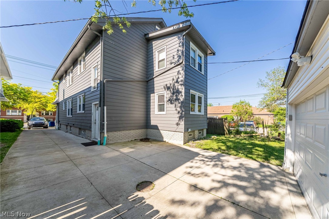 17316 Madison Avenue Lakewood OH 44107