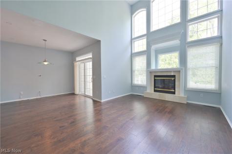 29465 Hummingbird Circle Westlake OH 44145