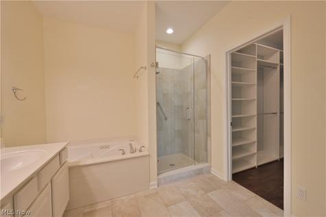 29465 Hummingbird Circle Westlake OH 44145