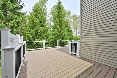 29465 Hummingbird Circle Westlake OH 44145