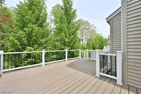 29465 Hummingbird Circle Westlake OH 44145