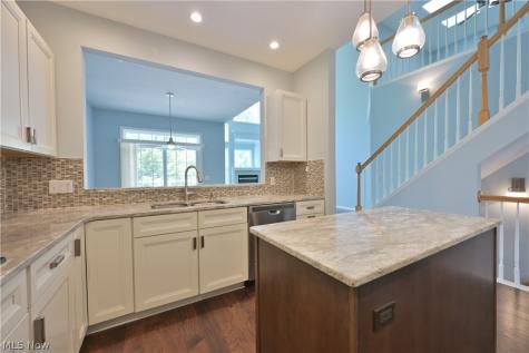 29465 Hummingbird Circle Westlake OH 44145