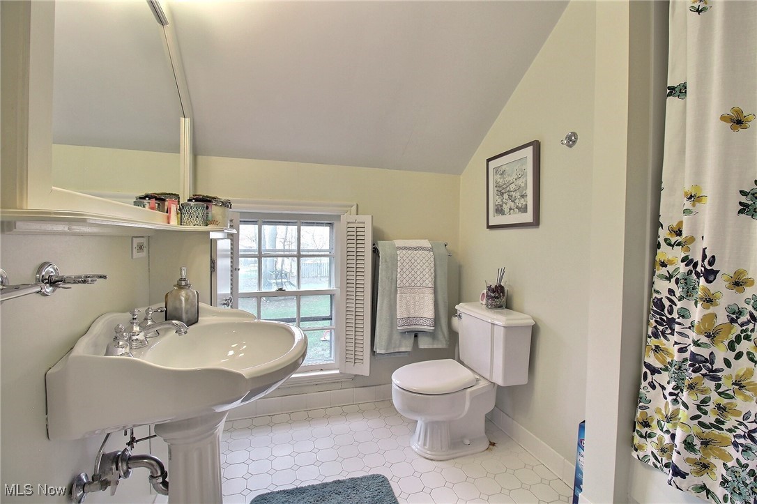 14575 Shaker Boulevard Shaker Heights OH 44120