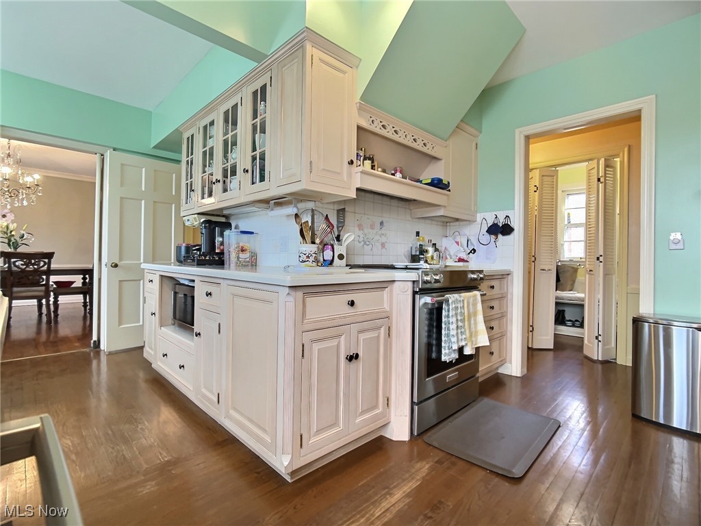 14575 Shaker Boulevard Shaker Heights OH 44120