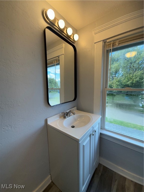 1305 Curtis Street Akron OH 44301