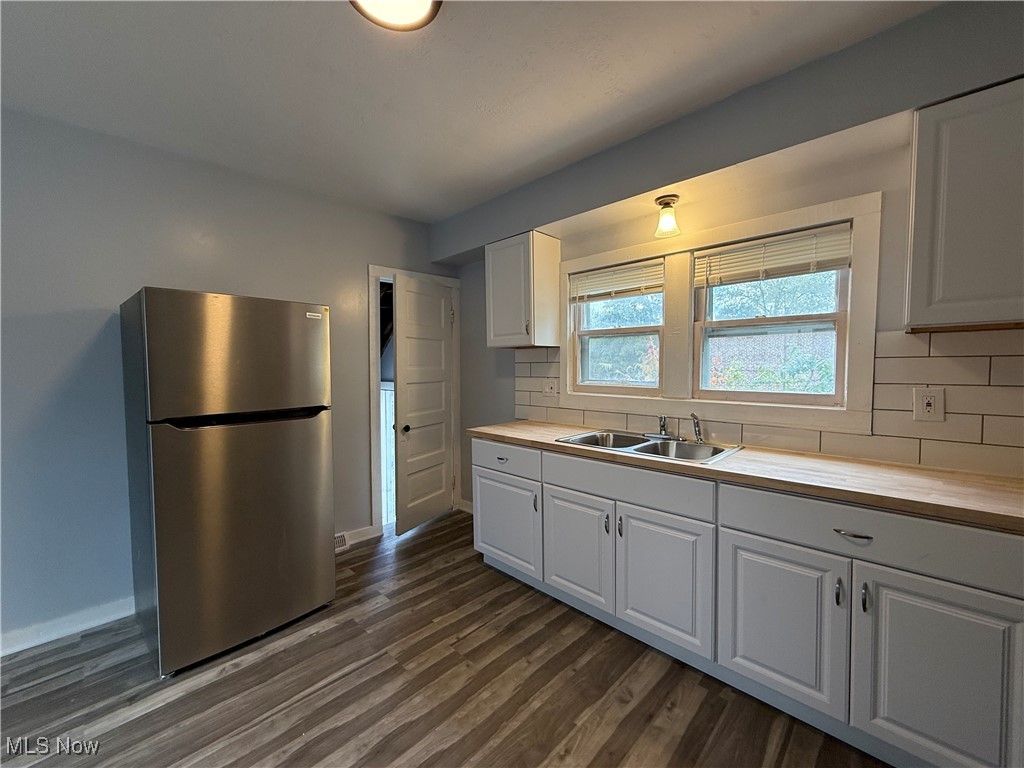 1305 Curtis Street Akron OH 44301